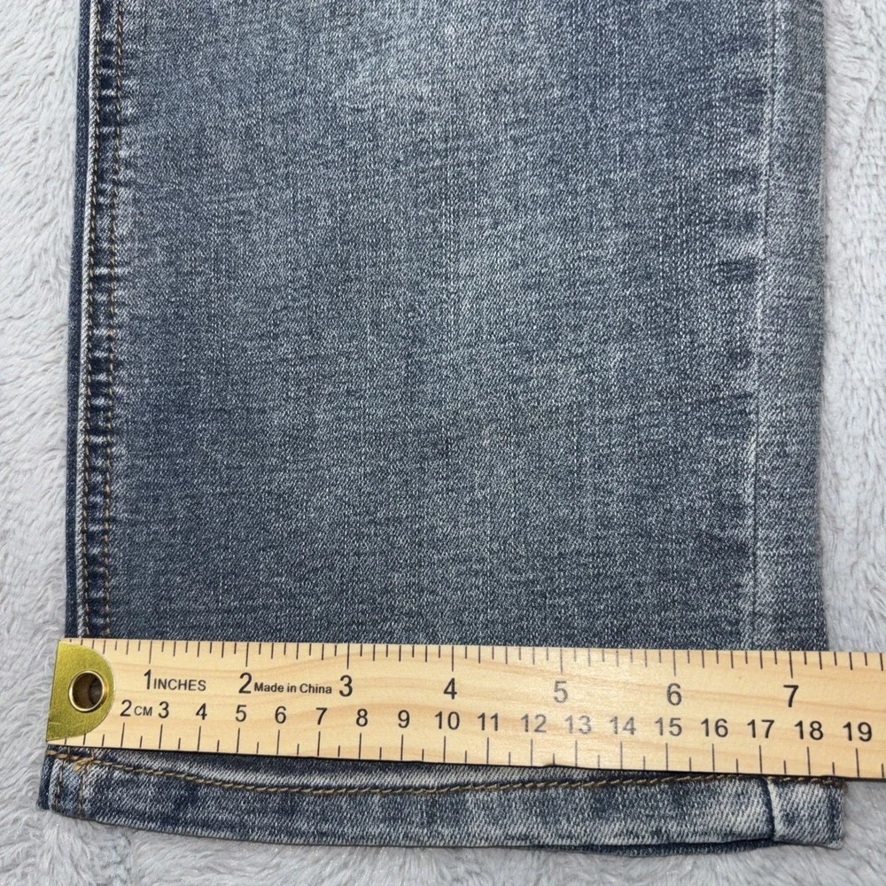 Flag And Anthem Premium Denim Jeans Slim Straight Springville Wash NWT‎  33x30